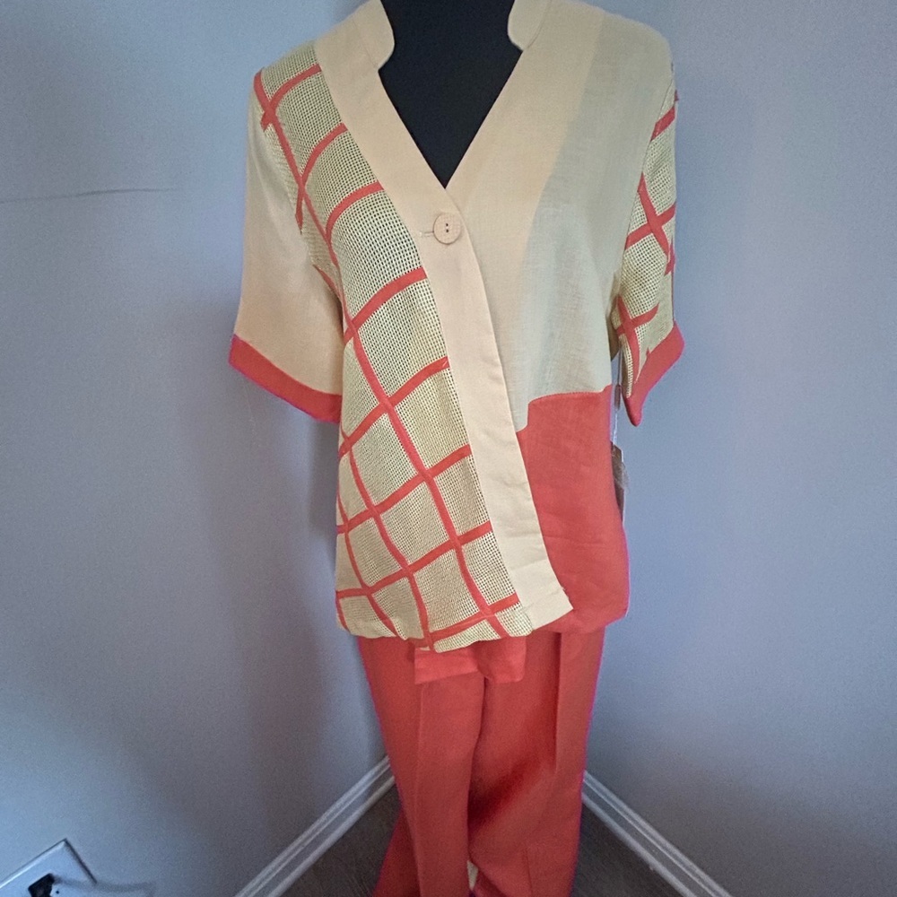 NWT JS Collection Yellow and Orange Geometric Two-Piece Set, size 10